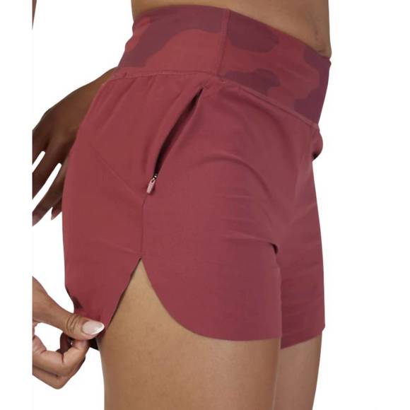 NEW FOX RACING women's core short in scarlet red - Picture 3 of 5
